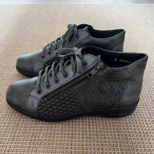 Solidus Heaven sneaker met rits dames 38 (zeer nette staat), Kleding | Dames, Schoenen, Zo goed als nieuw, Lage of Enkellaarzen