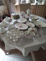 Deel van een servies van Kaiser Moosrose, Ophalen