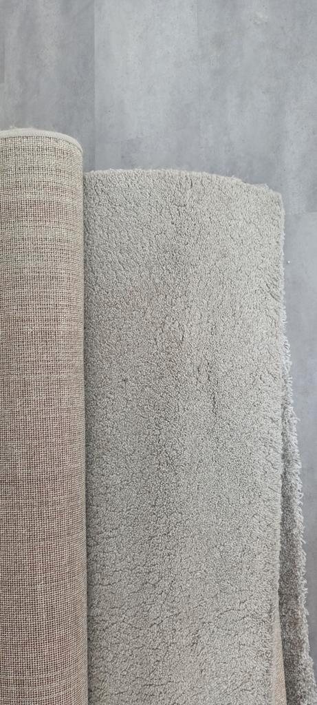 beigegrijs tapijt 200x290 (2stuks beschikbaar), Huis en Inrichting, Stoffering | Tapijten en Vloerkleden, Gebruikt, Beige, Ophalen