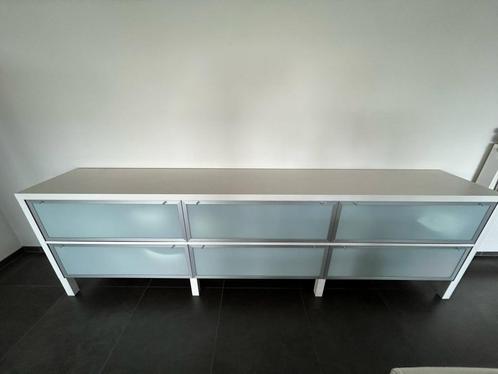 Eetkamer kasten modern Juventa wit, Huis en Inrichting, Complete eetkamers, Gebruikt, Ophalen
