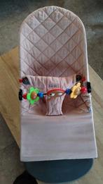 Wipper (Babybjörn). Met speeltje en 2 overtrekken, Ophalen