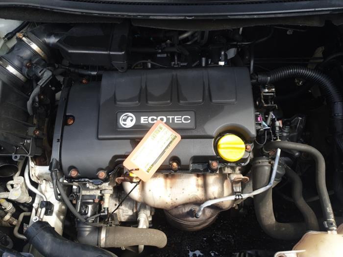 Motor van een Opel Corsa, Auto-onderdelen, Motor en Toebehoren, Opel, Gebruikt, 3 maanden garantie, Ophalen of Verzenden