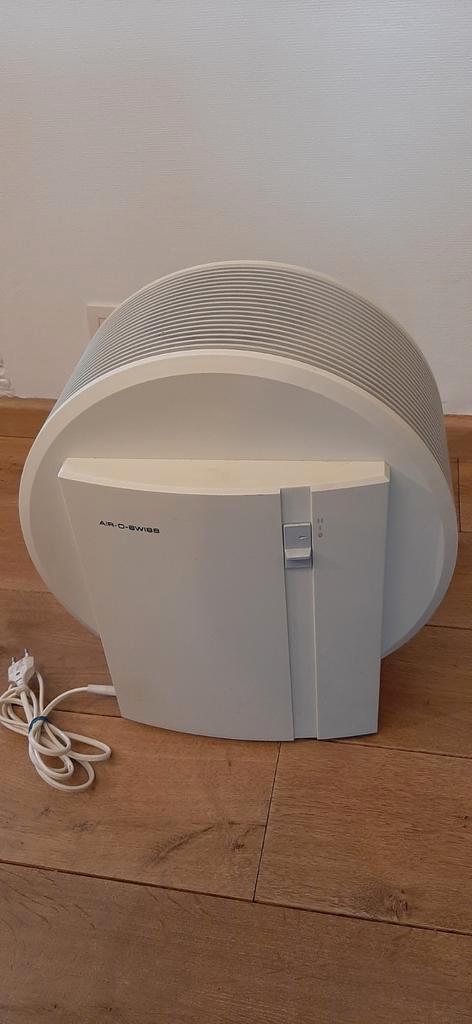 Luchtbevochtiger AiroSwiss, Elektronische apparatuur, Luchtbehandelingsapparatuur, Zo goed als nieuw, Luchtbevochtiger, Ophalen