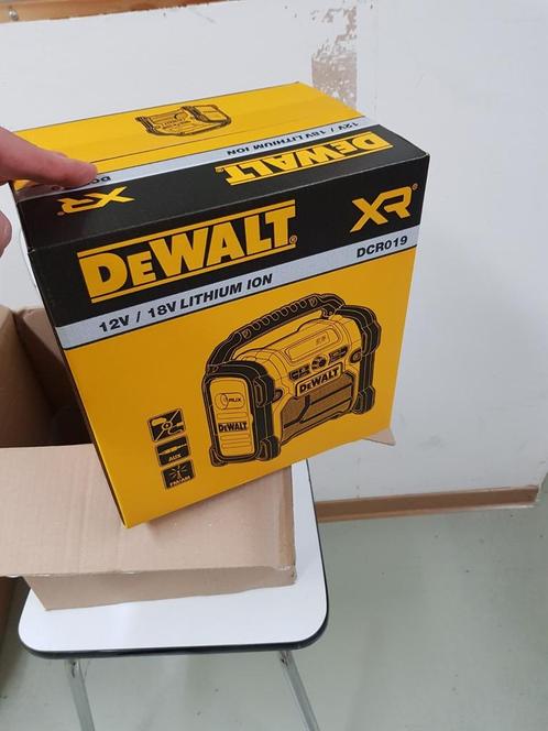 DEWALT RADIO met netsnoer of accu, Doe-het-zelf en Bouw, Gereedschap | Machine-onderdelen en Toebehoren, Nieuw, Ophalen of Verzenden
