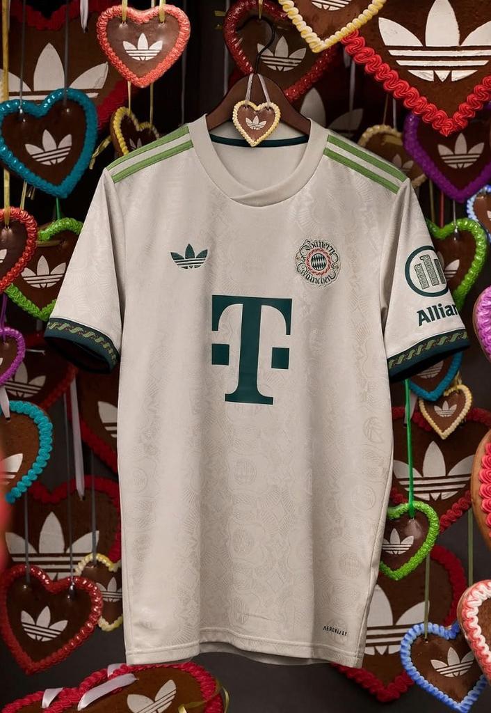 FC bayern Munchen 2025/2026 oktoberfest shirt, Verzamelen, Sportartikelen en Voetbal, Zo goed als nieuw, Shirt, Verzenden