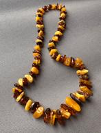 Collier en ambre, Enlèvement ou Envoi