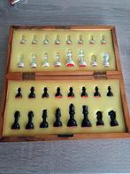 jeux d échec complet dans son coffret en bois, Hobby & Loisirs créatifs, Jeux de société | Jeux de plateau, 1 ou 2 joueurs, Enlèvement