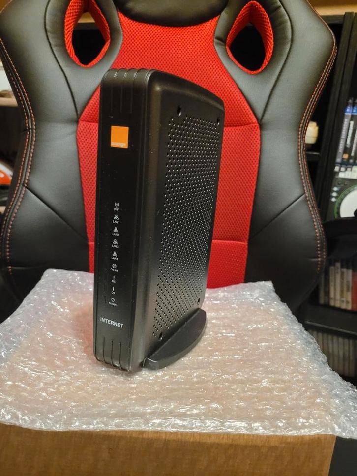 Routeur wifi Orange., Computers en Software, Routers en Modems, Zo goed als nieuw, Router, Ophalen of Verzenden