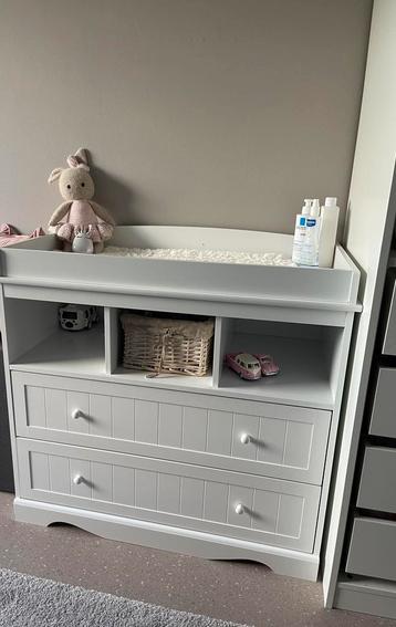 Commode, Enlèvement, Commode