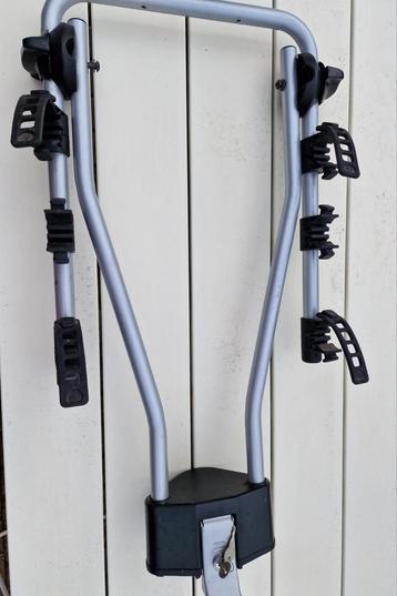 Porte-vélos Thule pour 3 vélos, système d'attelage, Enlèvement
