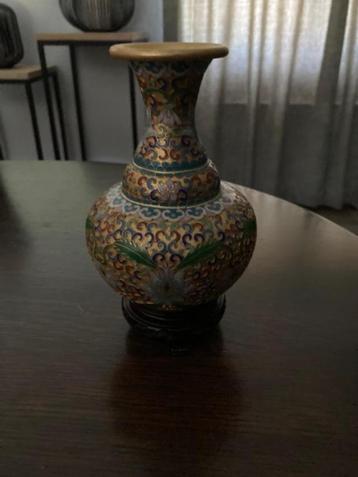 Cloisonne vaasje voor 15 euro  beschikbaar voor biedingen