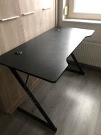 Gaming HALSTED, Huis en Inrichting, Bureaus, Ophalen, Zo goed als nieuw, Bureau