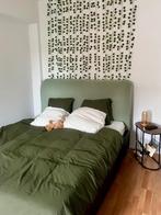 Lit sommier et matelas, Huis en Inrichting, Slaapkamer | Bedden, Ophalen, Overige materialen, Gebruikt, Zwart