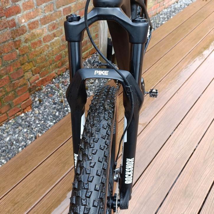 Carbon 27,5" boost mtb maat Medium., Fietsen en Brommers, Fietsen | Heren | Sportfietsen en Toerfietsen, Zo goed als nieuw, Ophalen