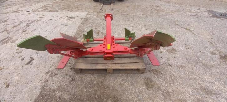 Socle charrue Steeno H125, Zakelijke goederen, Landbouw | Werktuigen, Grondbewerking, Ophalen