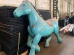 2 chevaux en resine, Ophalen