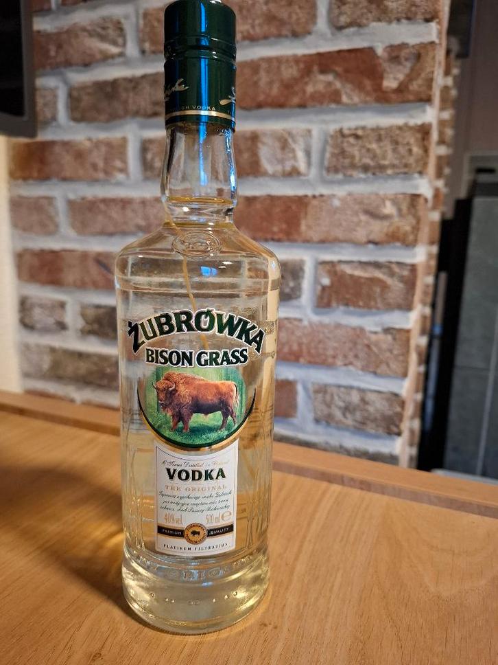Zubrowka Bison Grass 500 ml wodkafles, Diversen, Levensmiddelen, Ophalen of Verzenden