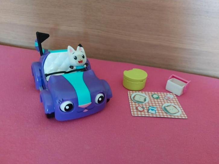 Gabby’s Poppenhuis – Carlita’s Voertuig met Pandy, Kinderen en Baby's, Speelgoed | Poppenhuizen, Zo goed als nieuw, Poppenhuis