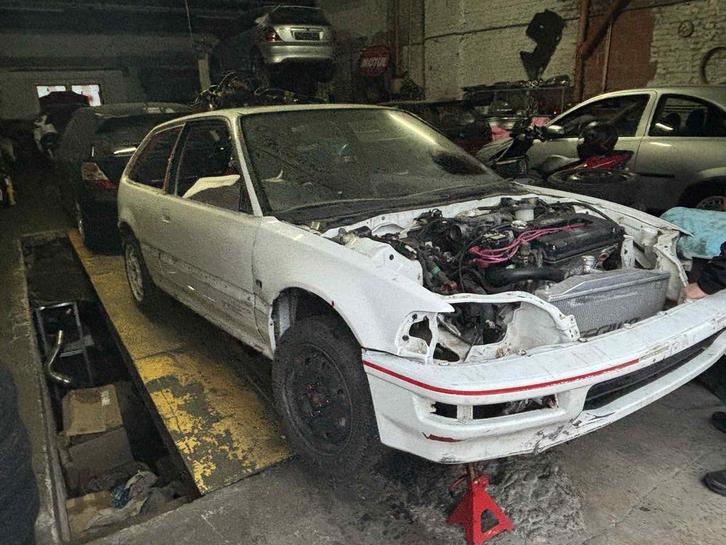 Honda civic  ee9 avec documents. Belge, Auto's, Honda, Particulier, Civic, Benzine, Euro 6, Coupé, Handgeschakeld, Leder, Voorwielaandrijving