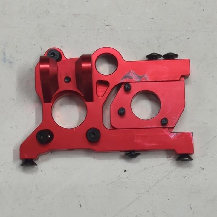 Arrma Outcast Kraton 8s EXB aluminium motorsteun compleet, Hobby en Vrije tijd, Modelbouw | Radiografisch | Auto's, Gebruikt, Onderdeel