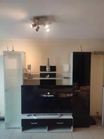 Vitrine tv-meubel in zeer goede staat L=210cm H=190cm D=35cm, Huis en Inrichting, Ophalen