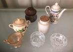 Melkkannen, suikerpotten en koffiepotten, Ophalen