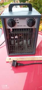 Compacte 2KW-ventilatorradiator, Doe-het-zelf en Bouw, Verwarming en Radiatoren, 800 watt of meer, Minder dan 60 cm, Ophalen of Verzenden