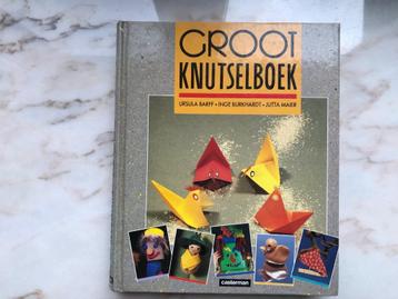 2 nieuwe knutselboeken  beschikbaar voor biedingen