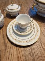 12 delig servies te koop merk  Hutschenreuter, Antiek en Kunst, Ophalen