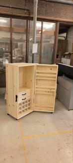 Speciale wijn kast zelf gemaakt met de hand, Huis en Inrichting, Stoffering | Vloerbedekking, Beige, Overige typen, Ophalen of Verzenden