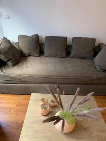 zetel slaapbank beschikbaar voor biedingen