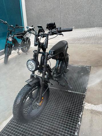 Ouxi v8 fatbike beschikbaar voor biedingen