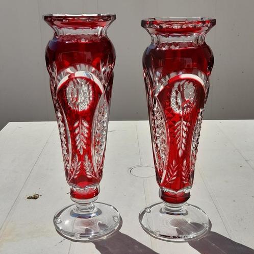 2 anciens vases du Val Saint Lambert.33cm.Signés et numéroté, Antiek en Kunst, Antiek | Glaswerk en Kristal, Ophalen