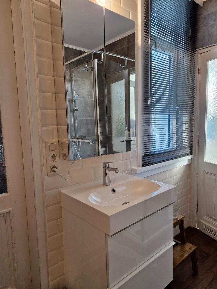 GERESERVEERD. lavabomeubel + spiegelkast (2x), Huis en Inrichting, Badkamer | Badkamermeubels, Gebruikt, Wastafelkast, Ophalen