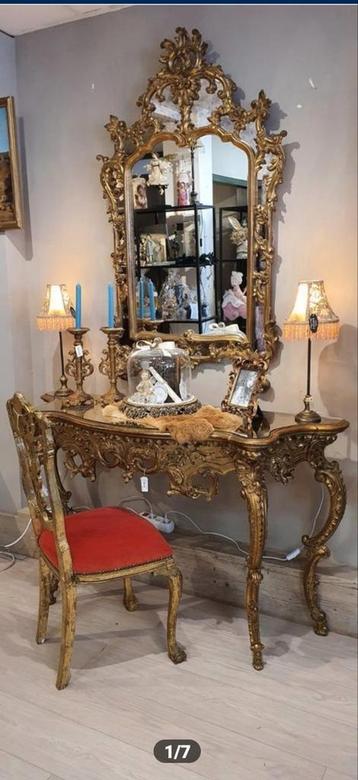 Prachtige Louis XV Rococo Console met Spiegel

 beschikbaar voor biedingen