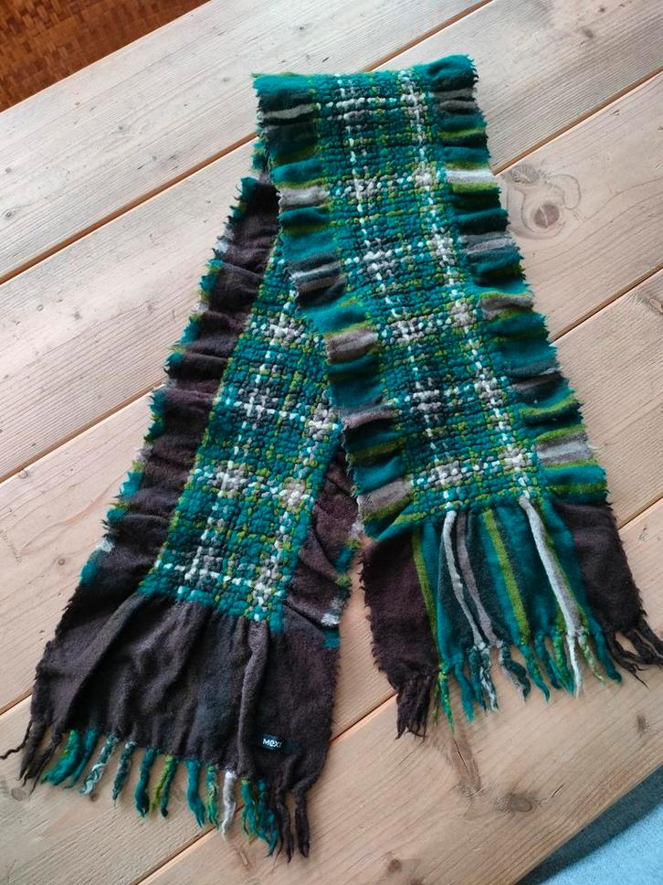 Mooie wollen sjaal Mexx. Prachtige kleuren, Kleding | Dames, Mutsen, Sjaals en Handschoenen, Gedragen, Sjaal, Maat 38/40 (M), Ophalen of Verzenden