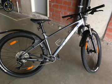 Zo goed als nieuw- Trek mountainbike MERLIN 7