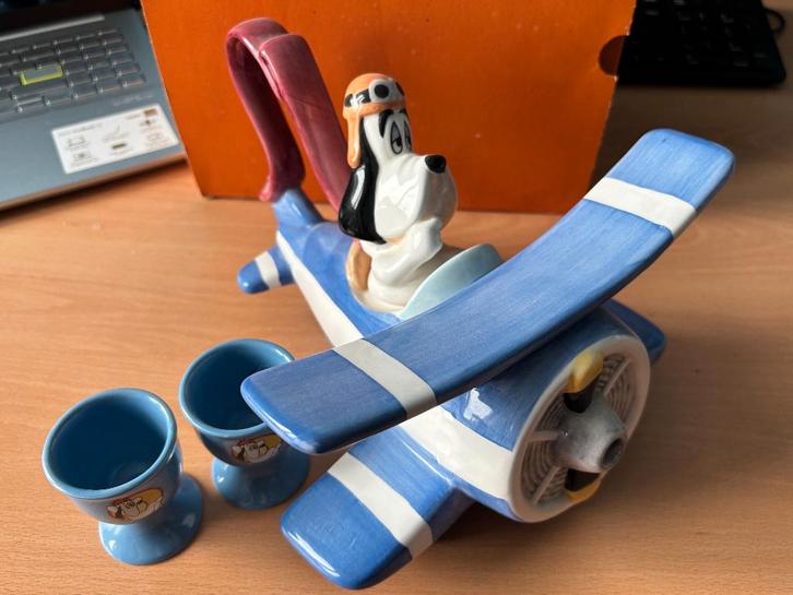 Vliegtuig Droopy + 2 eierdopjes, Collections, Personnages de BD, Comme neuf, Ustensile, Autres personnages, Enlèvement ou Envoi