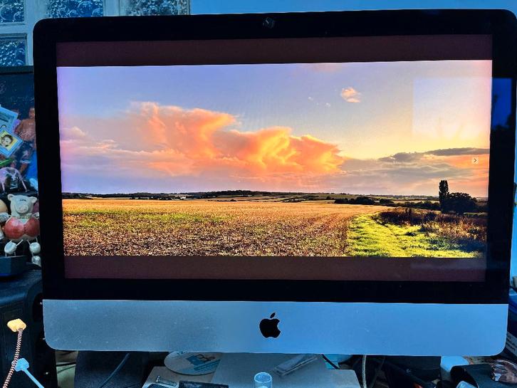 Imac 21" 2017, Informatique & Logiciels, Apple Desktops, Comme neuf, iMac, SSD, 3 à 4 Ghz, 8 GB, Enlèvement