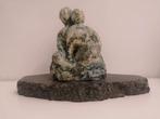 Twee Figuren op Graniet – Moderne Sculptuur, Antiek en Kunst, Ophalen of Verzenden