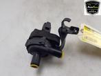 EXTRA WATERPOMP Mercedes-Benz C (W205) (01-2013/06-2021), Auto-onderdelen, Gebruikt, Mercedes-Benz