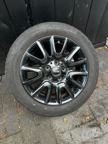 Mini f56 velgen+banden 195/55/16 beschikbaar voor biedingen