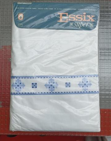 2p vintage laken van het merk Essix beschikbaar voor biedingen