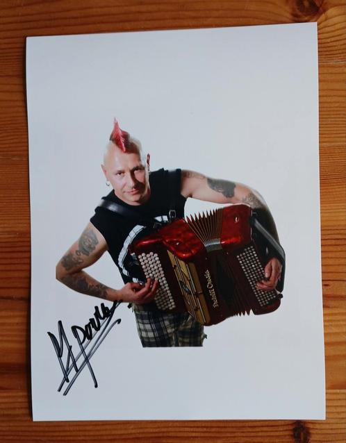 Gesigneerde foto van Marino Punk., Verzamelen, Muziek, Artiesten en Beroemdheden, Nieuw, Gesigneerd, Verzenden
