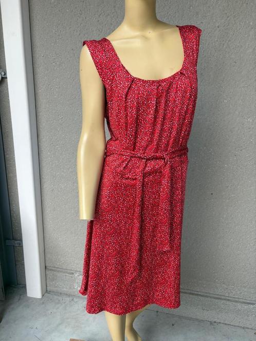 lola liza 44, Kleding | Dames, Jurken, Zo goed als nieuw, Maat 42/44 (L), Rood, Knielengte, Ophalen of Verzenden
