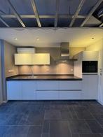 Nette Hoogglans Witte Rechte Keuken Apparatuur GEDEMONTEERD, Huis en Inrichting, Keuken | Complete keukens, Wit, Enkelwandige keuken