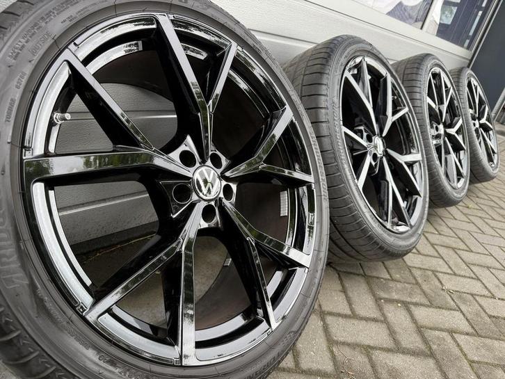 Orginele 22 inch Volkswagen Touareg CR Estoril R-line velgen, Auto-onderdelen, Banden en Velgen, Banden en Velgen, Zomerbanden