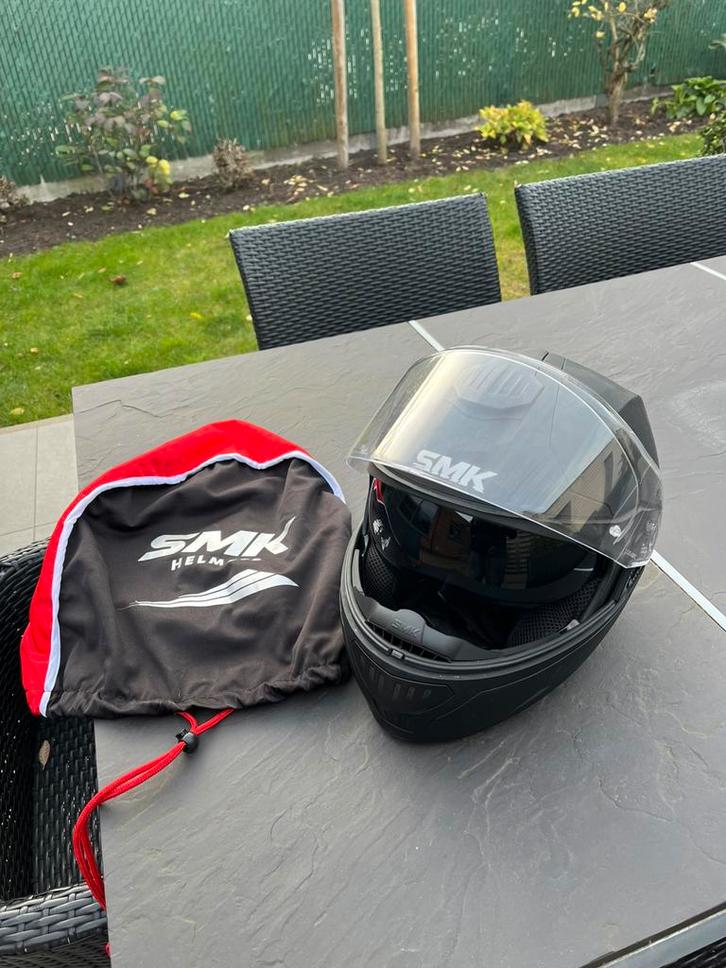 SMK helm + hoes, Fietsen en Brommers, Brommerhelmen, Zo goed als nieuw, Large, Ophalen