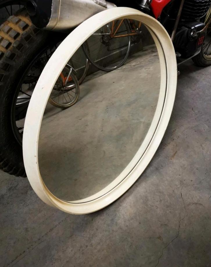 disign houten spiegel space age  70 cm doorsnede, Antiek en Kunst, Antiek | Spiegels, 50 tot 100 cm, Minder dan 100 cm, Rond, Ophalen of Verzenden