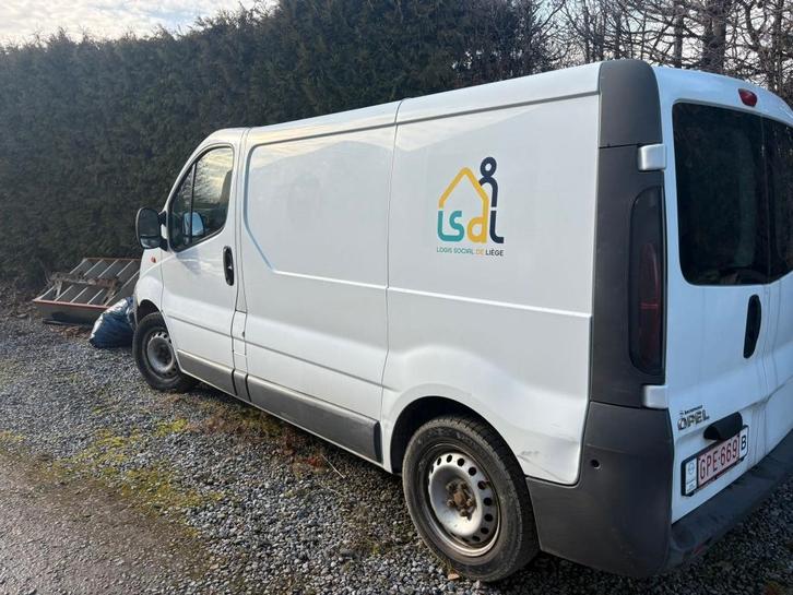 OPEL VIVARO, Auto's, Bestelwagens en Lichte vracht, Particulier, Opel, Diesel, Euro 3, Handgeschakeld, Wit, Ophalen